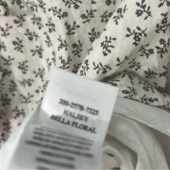 NWT Rails Halsey Tiered Ruffle Mini Skirt Bella Floral M - Picture 7 of 7